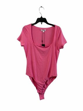 Fashion Nova Hot Pink Scoop Neck Short Sleeve Bodysuit